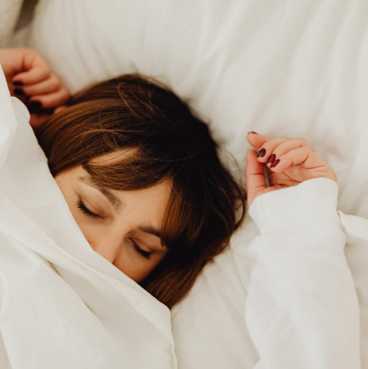 REM Sleep: The Hidden Key to a Sharper, Happier Brain